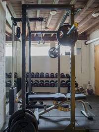 fitness-rack-garage