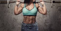 sixpack-vrouw