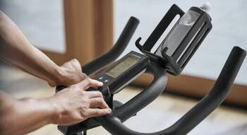 stuur-display-spinbike