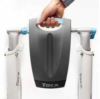 opgevouwen smart trainer