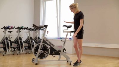 spinningfiets zadelhoogte instellen