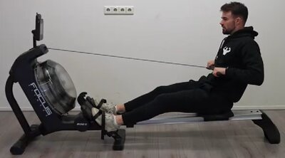 Roeien op Focus Fitness Row 5 iplus