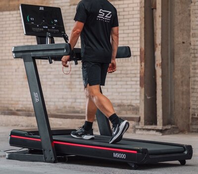 Lopen op M9000 loopband