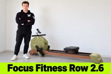 Casper naast de Focus Fitness Row 2.6