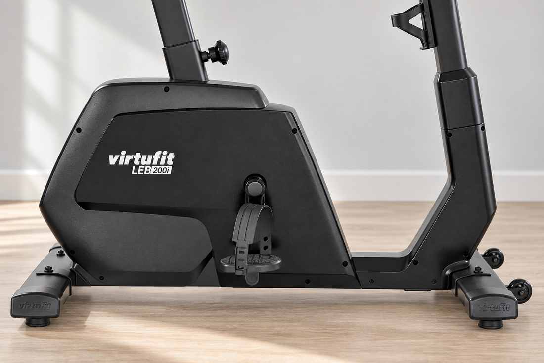 Lage instap en pedaal van de VirtuFit LEB200i